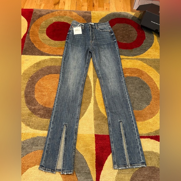 NWT Pistola Colleen Jean Willow with Slit Jeans High Waist Bootcut Size 27 Waist - Picture 1 of 7